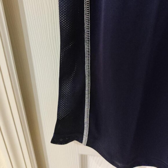 Nike Women's Navy Dri Fit Sleeveless Tank Top Polyester NWT Size Medium - Picture 5 of 5
